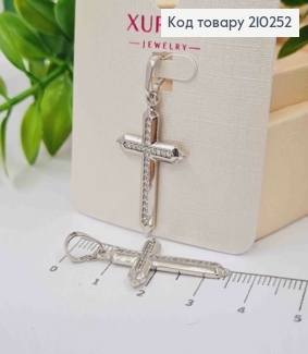 Крестик родованный украшен камушками, 2,9*1,7см,Xuping 210252 фото
