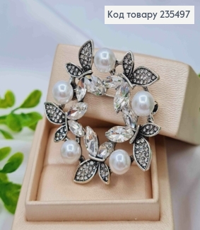 Брошка метал, "Віночок з Метеликів" з Блискучими камінцями та Перлинками, 4,5см, Срібного кольору 235497 фото