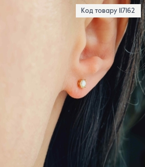 Серьги гвозди ПЕРЛАМУТРНЫЙ КАМЕНЕЦ 0,3см ( квадратная оправа) Xuping 18K 117162 фото