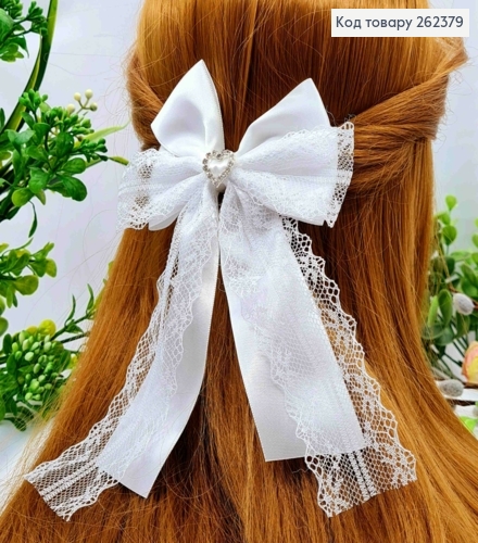 Бант БЕЛЫЙ с Сердцем в камнях, на заколке 7,5см, ткань кружево + атлас, размер 11*18см 262379 фото 1