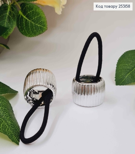 Резинка высокого хвоста, с фактурным зажимом серебряного цвета, диам. 3см. 253158 фото 1