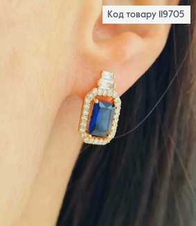 Серьги с изысканным темно-синим камнем в оправе из камней, дл. 1,7см, англ. застежка, Xuping 18К 119705 фото