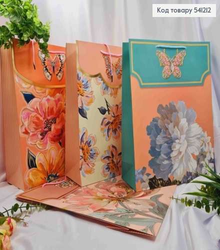 Пакет бумажный с принтом "Цветы и бабочка в стразах", 42*31*12см, в ассортименте 541212 фото 1