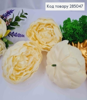 Искусственное приложение Пион КРЕМОВОГО цвета, 7,5*6,5см 285047 фото